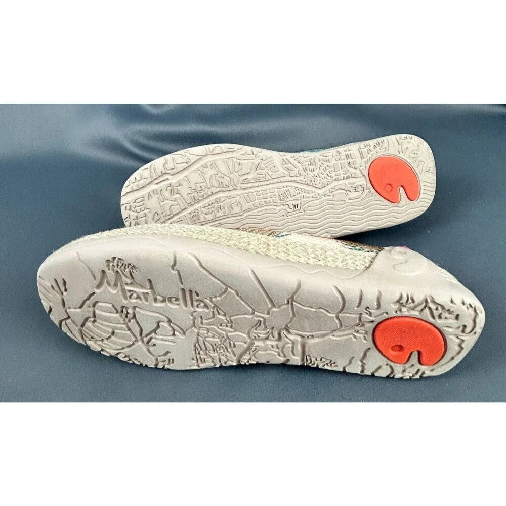 UIN Broad Leaf Marbella Bright Print Slip On Travel Shoes Size 8